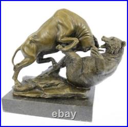 Bronze bull and bear hunt hunter, bronze figure bronze sculpture antique Artwork