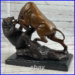 Hot Cast Detailed Bull Attacking Bear Bronze Masterpiece Classic Artwork Sale NR