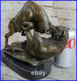 Wall Street Bronze Bull and Bear Fight Statue Sculpture Figure Hot Cast Art SALE